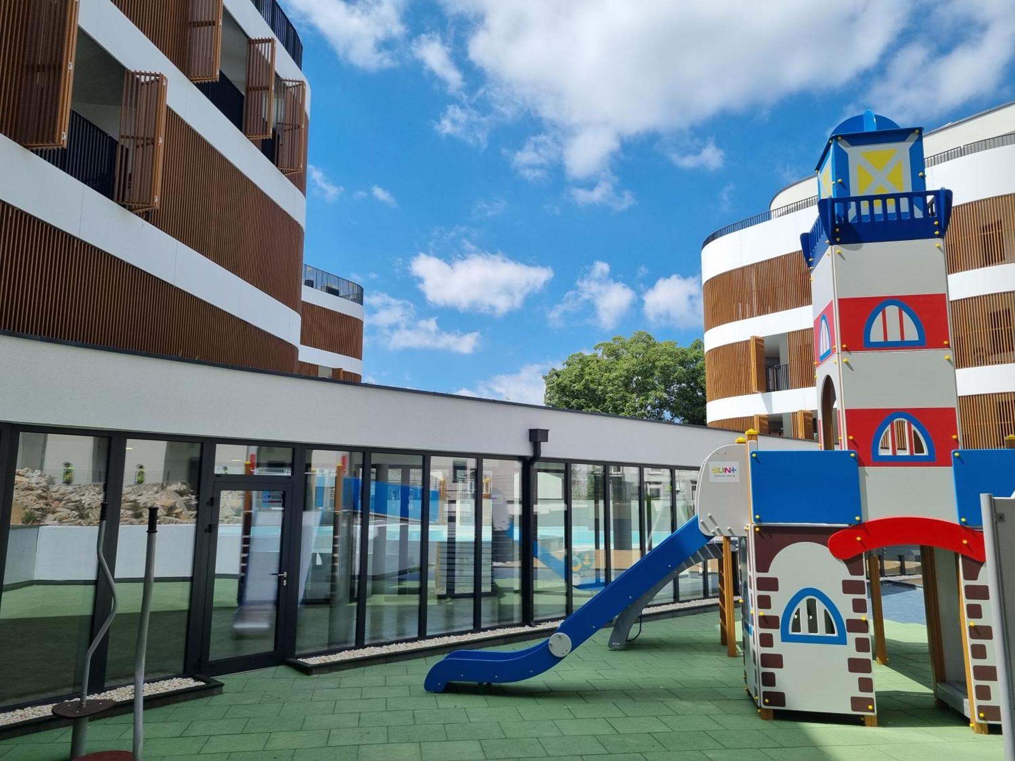 Baltic Waves Resort Baseny Bawialnia Silownia Garaz W Cenie مينززدرويه المظهر الخارجي الصورة