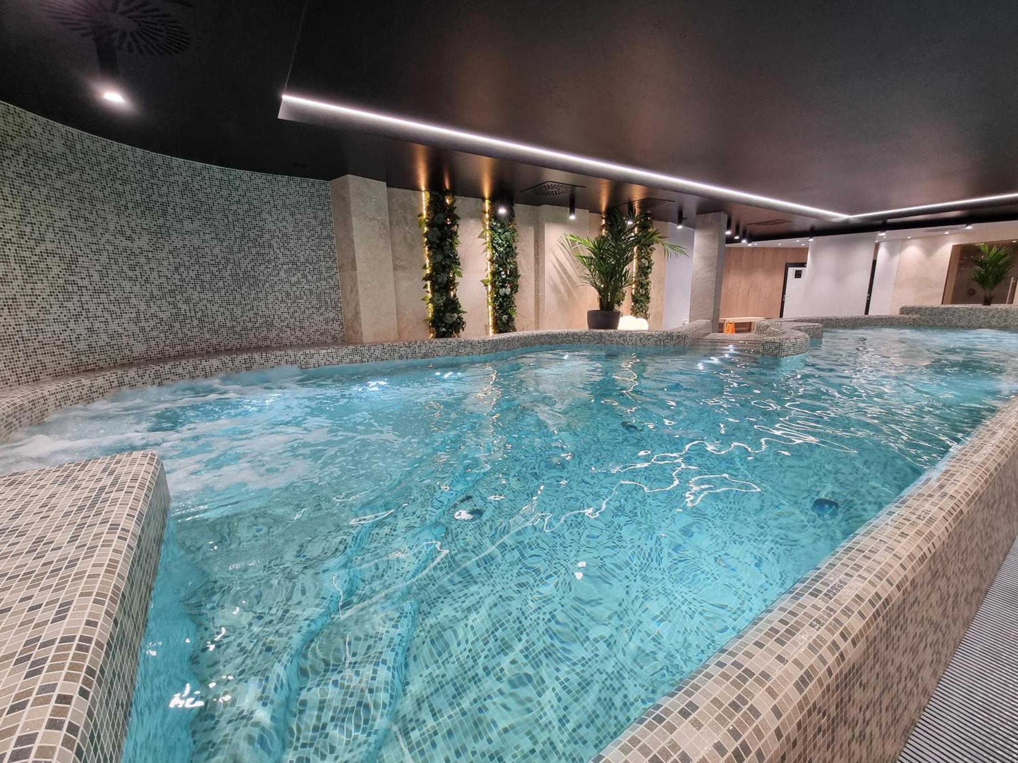 Baltic Waves Resort Baseny Bawialnia Silownia Garaz W Cenie مينززدرويه المظهر الخارجي الصورة